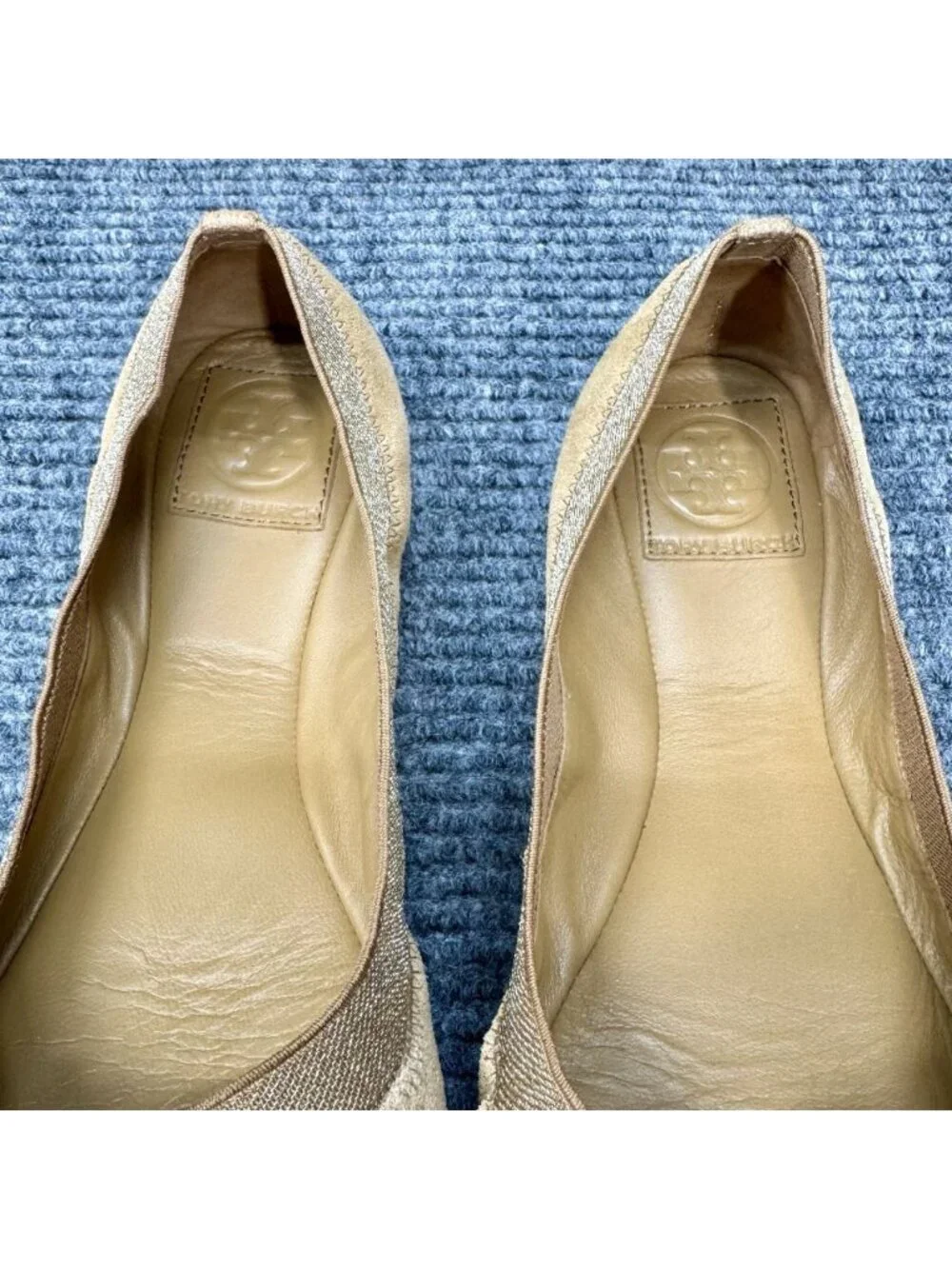 Tory Burch Caroline Nappa Ballet Flats Women’s 9 Camel Tan Gold Logo Metallic